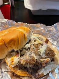 Got dinner tonight from Dads Barbecue.. it was really good. My husband got  the nachos, he loved them. They were huge! I tried a bite and they were  very good the flavors