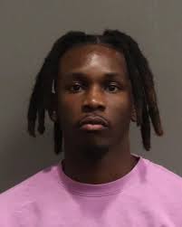 4 inmates, 2 others indicted