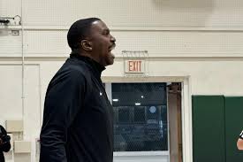 KATELLA RELAYS : Santa Ana Valley Quickly Makes Its Case