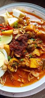 Untuk kuah kari, panaskan minyak dalam periuk. Resipi Mi Kari Sedap Penuh Lauk Kuah Tak Muak Memang Puas Hati