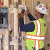 Convenient & affordable electrician training courses. 1