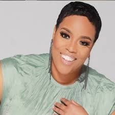 ESSENCE ESSENTIAL HEROES