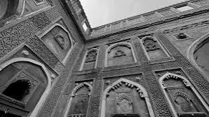 1. Jama Masjid of Delhi 2. View of the Jama Masjid courtyard from the left minaret 3. View of Old Delhi 4. India Gate, New Delhi 5. Lotus Temple, New Delhi 6-7.