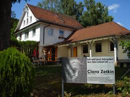 (sillenbuch gehörte erst ab 1937 zu stuttgart) lebenden ehepaars clara zetkin und friedrich zundel gefunden werden. Clara Zetkin Waldheim Sillenbuch