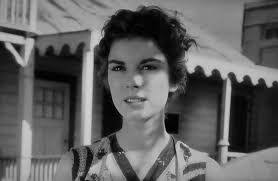 Leila Barry's Instagram, Twitter & Facebook