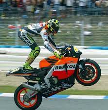 Choose your favorite valentino rossi designs and purchase them as wall art, home decor, phone cases, tote bags, and more! Valentino Rossi Photo Awesome Rossi 3 Valentino Rossi Motogp Rossi Rossi Moto