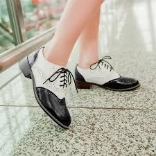 Black And White Wingtip Shoes Womens Fashion Women 39 S Wingtip Brogues Lace Up Womens Low Heels Oxford Women Oxford Shoes Online Shopping Shoes Girls Heels