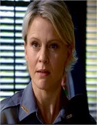 Emotional Impact of Liz Forbes' Death from Cancer in The Vampire Diaries