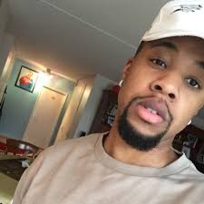 EyeAttraction (@mrflightsch0ol)