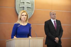 Milan lučanský je slovenský policajný generál. Video Policia Ma Staronoveho Sefa Ministerka Sakova Vymenovala Do Funkcie Lucanskeho Webnoviny Sk