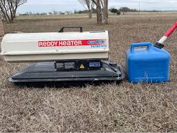 Heater for garage or shed. Kerosene forced air. Model #: R60 · 60,000 Btu ·  heats 1400 Sq. · Runs Up To 11 Hours On Full 5 Gallon Tank · Just Fill the  R60 Tank And Plug in.