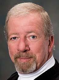 Constable announces bid for sheriff