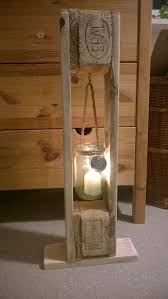 Lassiger Kerzenhalter Aus Paletten Diy Ligth Kronleuchter Selbst Bauen Diy Mobel Paletten Mobel Aus Paletten