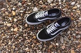 Ways to lace up vans. The Right Way To Lace Up Men S Vans Sneakers Kayswell