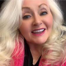 Hi all! I just wanted to introduce myself and share a couple of my favorite  photos. I'm Cami, a 49 year old married mother of 3 adolescents. I work in  education, have