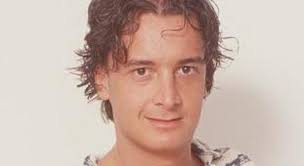 Rocco casalino, di 46 anni, ultimamente sta facendo molto parlare di sé. Rocco Casalino Il Casaleggio Boy Non Eletto Da Nessuno Che Detta Legge Nelle Stanze Del Governo