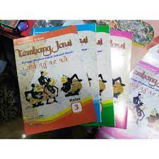 Buku tantri basa bahasa jawa untuk kelas 5 sd/mi ini terdiri dari 8 bab (wulangan), yaitu : Buku Tembang Jawi Untuk Sd Buku Ssd Untuk Sd Buku Seni Suara Daerah Sd Shopee Indonesia