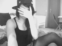 Ich mache dich vorher heiß mit scharfen bildern. Bisschen Langeweile Im Bett Mit Caaaaap 3gestern In