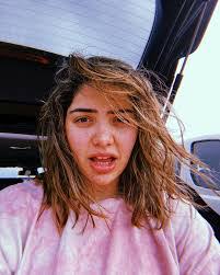 Dallas Kaye's Instagram, Twitter & Facebook