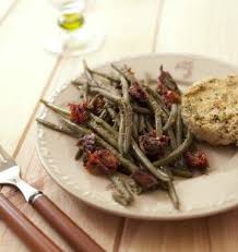 Haricots Verts Au Pesto Et Tomates Sechees Recette Recette Haricot Vert Recettes De Cuisine Haricots Verts