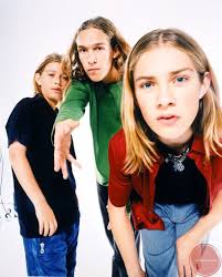 Danielle (@danielle_france)