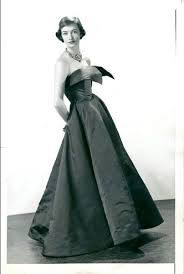 Resultado de imagen de elsa schiaparelli 1949