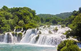 Över 4000 arter i slovenien är endemiska, varav många är strikt begränsade till slovenien, eller har huvudutbredningsområdet i landet och bara tangerar grannländerna 37. Kombireise Grunes Slovenien Adria In Kroatien Bohinjska Bistrica Bis Zu 70 Voyage Prive