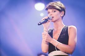 Il mondo in un secondo alessandra amoroso. Altezza Peso E Wiki Di Alessandra Amoroso