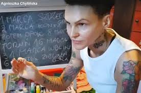 Jej historia wzrusza do łez. Chylinska Spiewa Razem Ze Swoja 6 Letnia Coreczka Krysia Dalas Czadu Uwage Zwrocil Takze Pokoj Dziewczynki