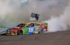 Qualifying had been rained out, so the. Kyle Busch Captures Second Nascar Championship Long Island Weekly