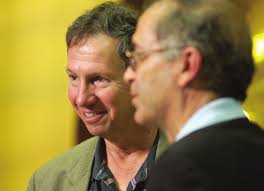 Griffin makes first JPL visit as NASA boss