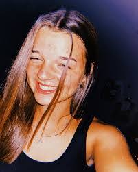 Emma Morey's Instagram, Twitter & Facebook