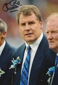 HAND SIGNED JOE ROYLE COLOUR PHOTO