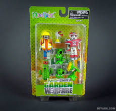 Brickstoy Minimates From Diamond Select Toys Released New Toy Plants Vs Zombies Birthday Party Plants Vs Zombies Zombie Birthday Parties
