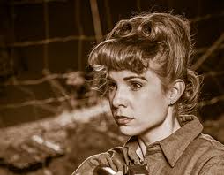 Rachel Driver 项目:: Photos, videos, logos, illustrations and branding ::  Behance