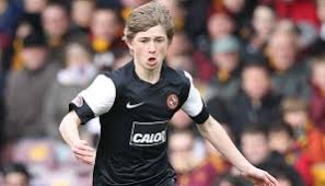 Farense farense tem continuidade de beto em estudo; Ryan Gauld Im Portrat