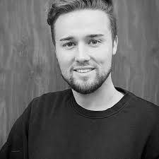 400×400-Michael-Thruner_c_Jörg-Tim-Wilhelm-besetzung-deutsches-theater-muenchen 