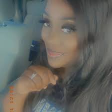 She got her booh thang back n he's very happy and comfortable with her!