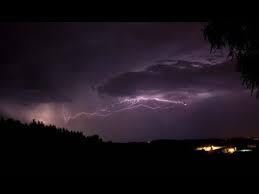Bruit De La Pluie Orage Et Tonnerre Pour S Endormir Relaxation Rain Thunderstorm To Sleep Deeply Youtube Avec Images Meditation Sommeil Meditation Sommeil