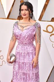 Salma hayek wore a gorgeous blue sequin gucci gown with an asymmetric neckline at another event. Salma Hayek Oscars 2018 Red Carpet Salma Hayek Brings The Bling To The Oscars Red Carpet