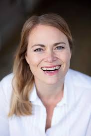 Caroline Ramsay's Instagram, Twitter & Facebook