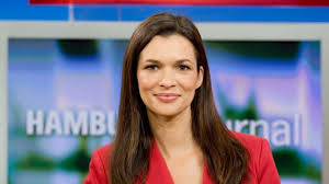 Последние твиты от constantin schreiber (@constschreiber). Julia Niharika Sen Privat Von Wegen Konventionell So Lebte Die Tv Lady Vor Der Tagesschau News De
