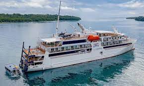 Celebrity cruises' attentive service and fine dining experiences makes every voyage memorable. Coral Geographer Itinerary Current Position Ship Review Cruisemapper