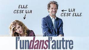 Two couples are friends, but the woman in the couple getting married for adoption purpose has an affair with the man in the married couple with two kids. Bande Annonce Du Film L Un Dans L Autre 2017