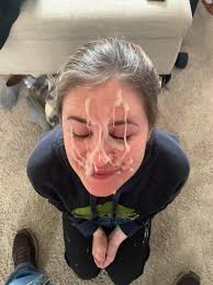 What do you think of her makeup?