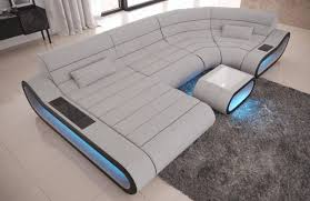 Die designer sofa von sofa dreams sind als #ledersofa mit led beleuchtung oder als ecksofa in jeder modernen zimmereinrichtung gern gesehen. Wohnlandschaft Stoff Couch Concept Mit Led Beleuchtung Kaufen Bei Pmr Handelsgesellschaft Mbh