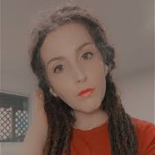 Stacy Moran's Instagram, Twitter & Facebook