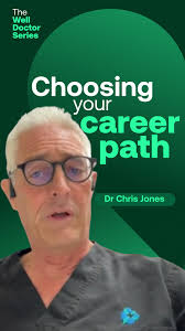 Interested to know what it's like locuming with your fiancé? Click the link  in our bio to read about Dr. Maddison Waters' experience with her partner,  Logan Kratzer, who she met at