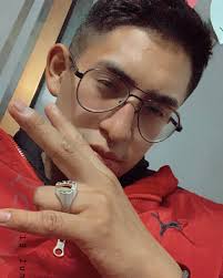 Max Valencia Figueroa (@max.valencia18) • Instagram photos and videos