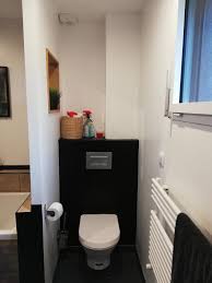 Cependant, la salle de bain peut également être un véritablement aimant à encombrement. Rangement Salle De Bain Nos 25 Astuces Kozikaza